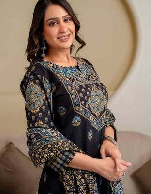 women ethnic motifs embroidered beads and stones  cotton kurta with palazzos & with dupatta 2