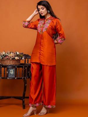 women floral embroidered regular thread work kurta with palazzos 6