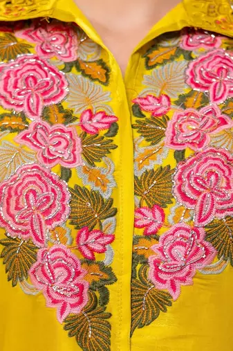 women floral embroidered regular thread work kurta with palazzos