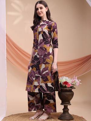 women floral printed regular kurta with palazzos 4