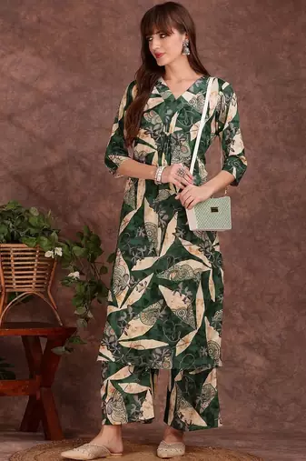 women ethnic motifs printed regular kurta with palazzos