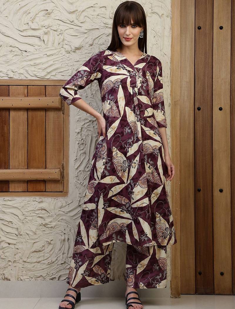 women ethnic motifs printed regular kurta with palazzos