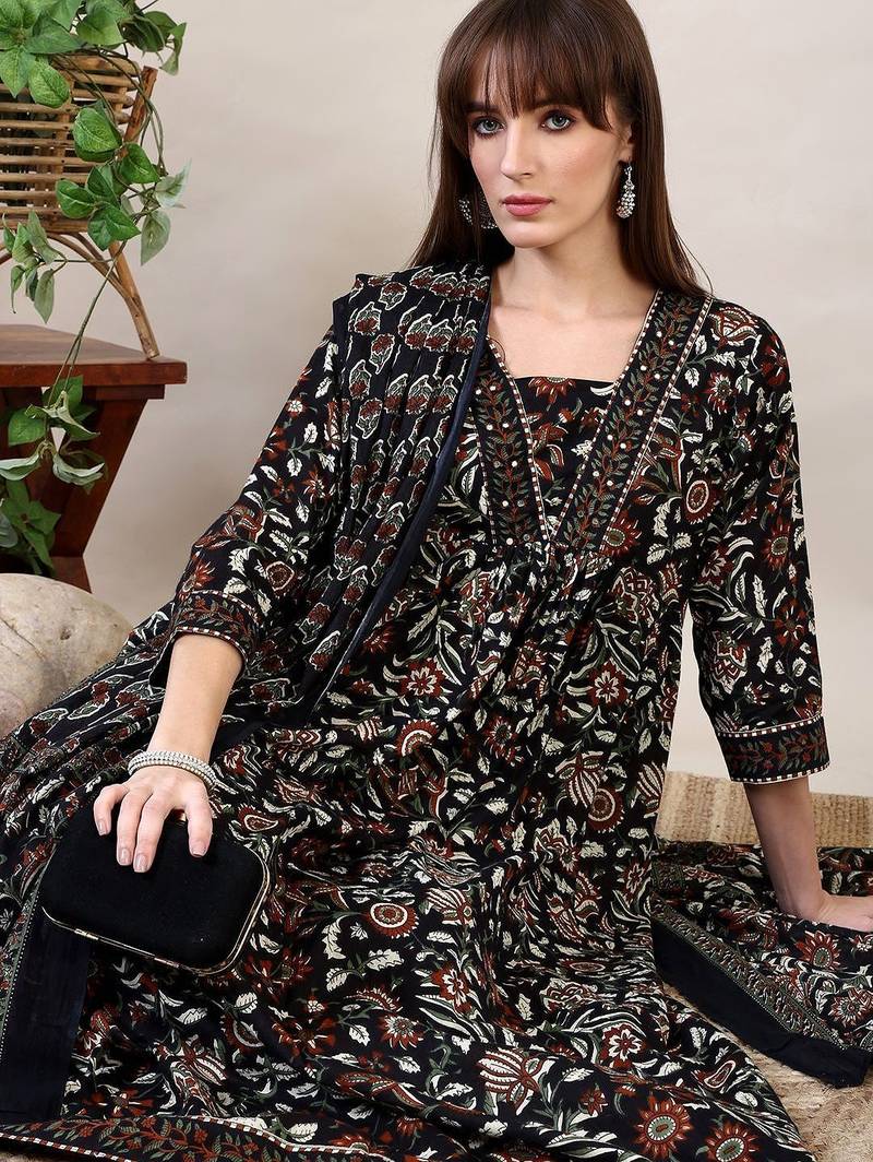 women floral printed empire kurta with trousers & with dupatta