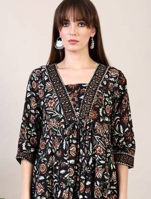 women floral printed empire kurta with trousers & with dupatta 5