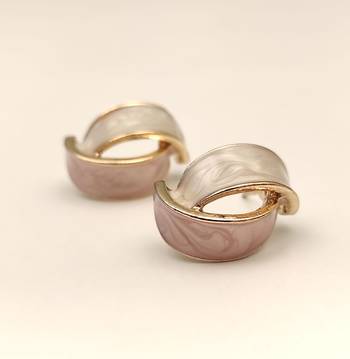 Cascading leaf design, pearl top stud, long dangle style, anti-tarnish jewellery 4