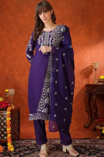women floral embroidered regular thread work chanderi cotton kurta with trousers & with dupatta