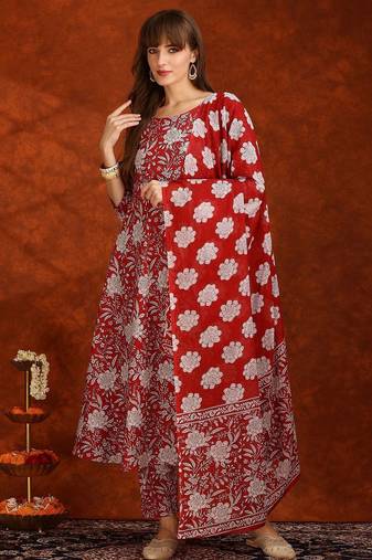 women floral printed  cotton a-line kurta with trouser & dupatta