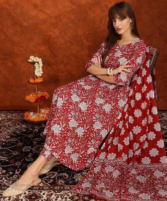 women floral printed  cotton a-line kurta with trouser & dupatta 6