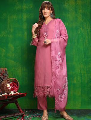 women floral solid kurta with trouser & dupatta 1