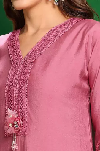 women floral solid kurta with trouser & dupatta