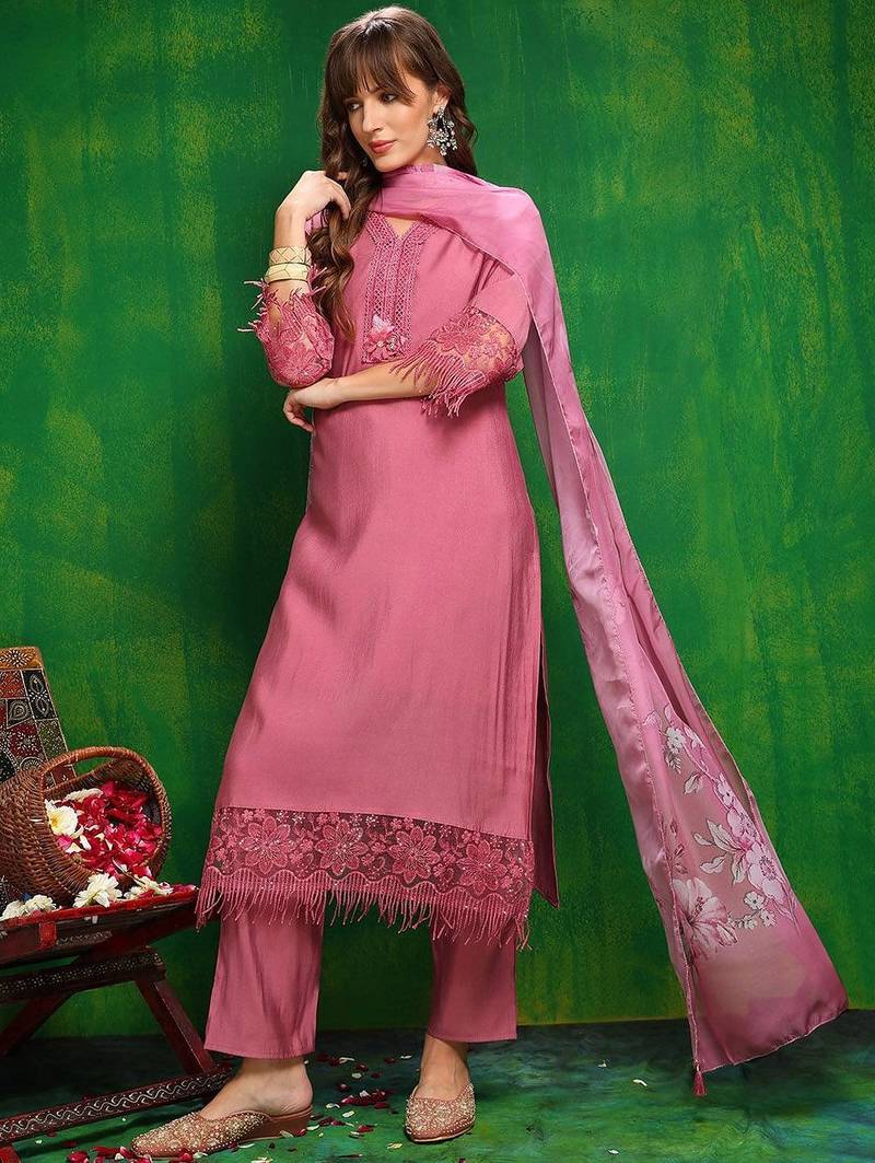 women floral solid kurta with trouser & dupatta