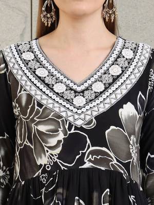 women floral embroidered pleated kurta & trousers with dupatta 3