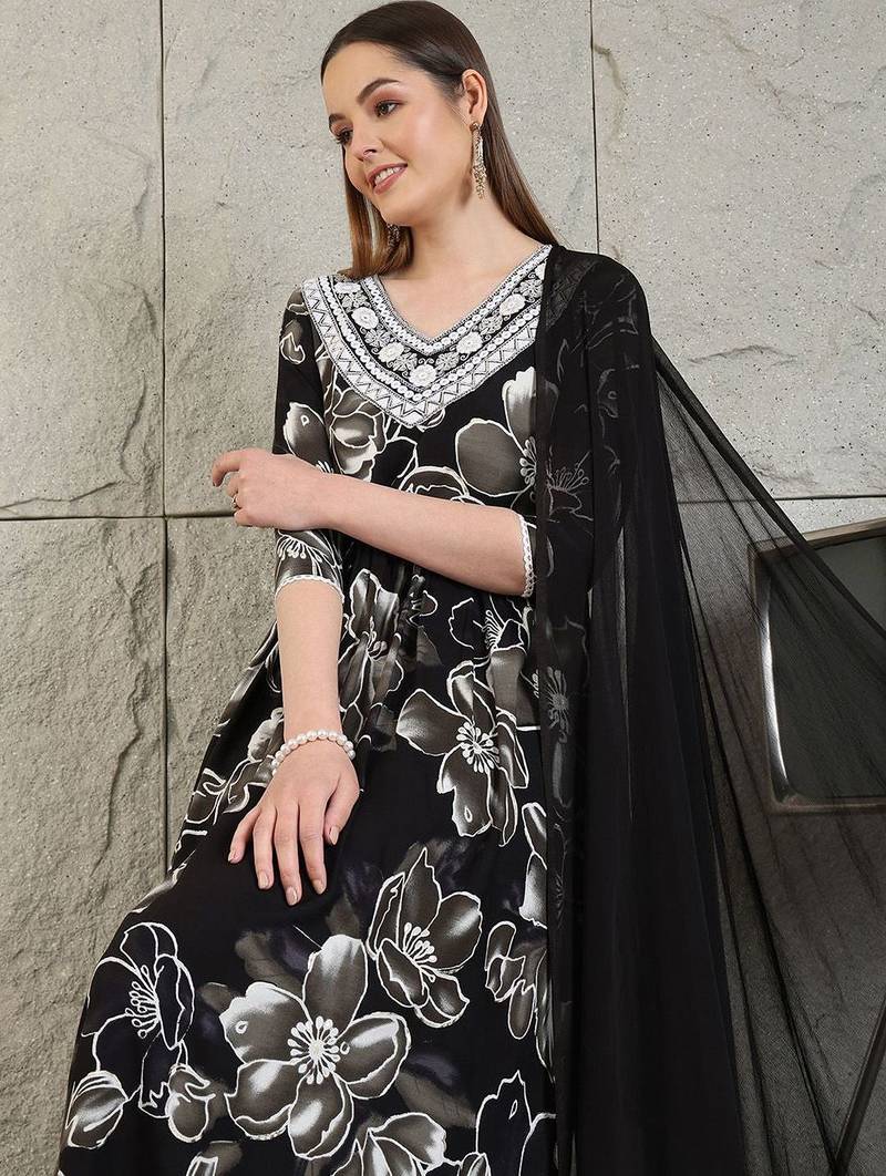 women floral embroidered pleated kurta & trousers with dupatta