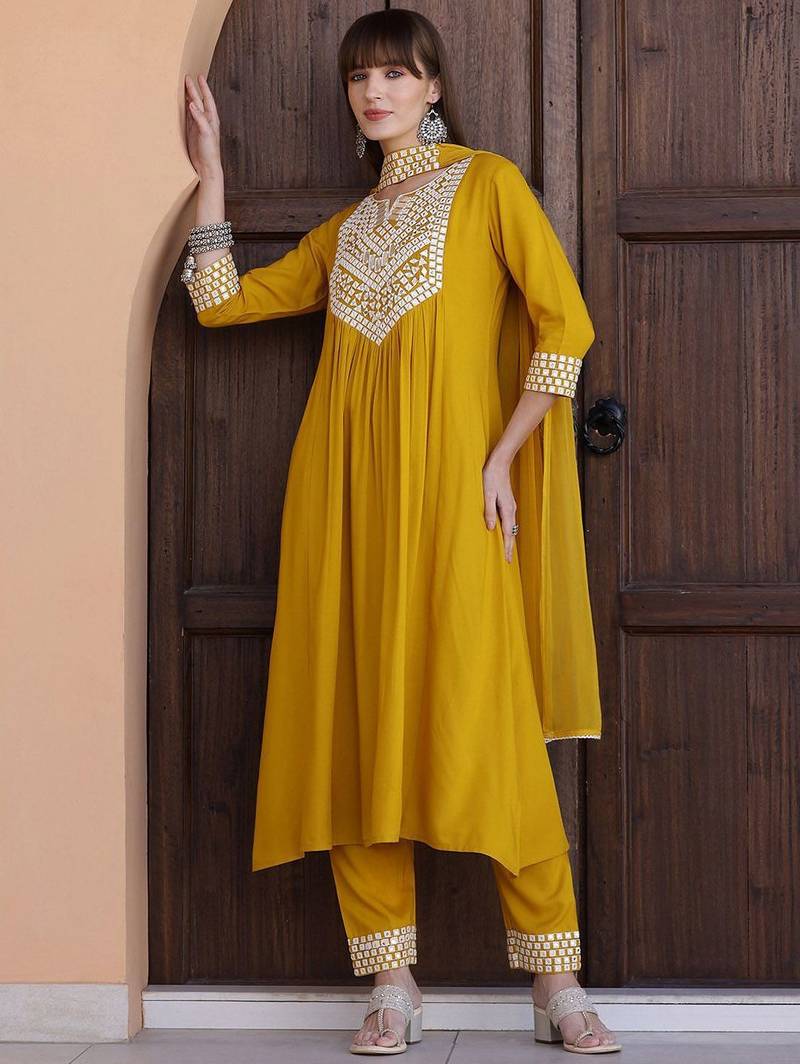 embroidered notch neck mirror work with kurta with trousers & dupatta