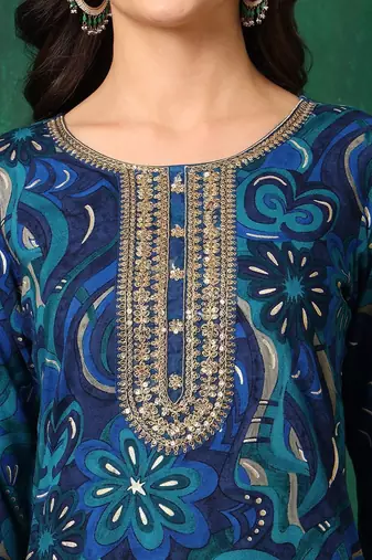 women floral embroidered kurta with trousers & dupatta