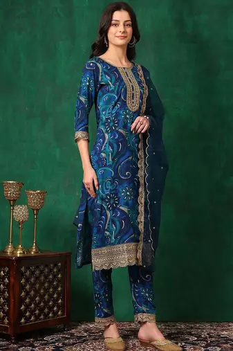 women floral embroidered kurta with trousers & dupatta