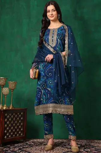 women floral embroidered kurta with trousers & dupatta