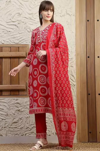women bandhani embroidered regular thread work  cotton kurta with trousers & with dupatta