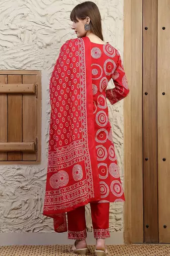 women bandhani embroidered regular thread work  cotton kurta with trousers & with dupatta