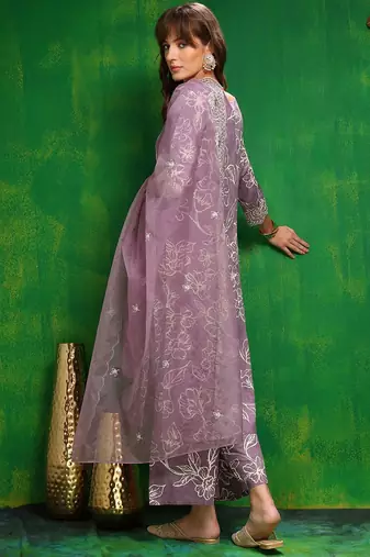 women ethnic motifs embroidered regular kantha work kurta with palazzos & with dupatta