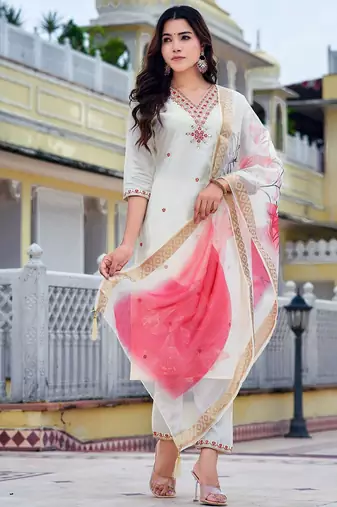 floral embroidered regular chanderi cotton kurta with trousers with dupatta