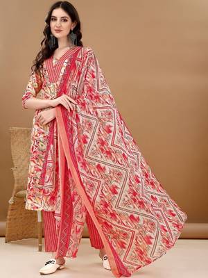 women floral printed regular  cotton kurta with trousers & with dupatta 1