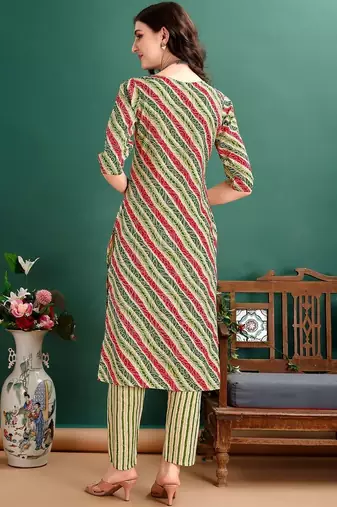 women leheriya printed kurta with trousers & with dupatta
