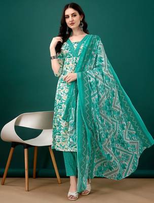 women floral printed regular  cotton kurta with trousers & with dupatta 3