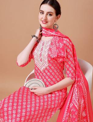 floral printed thread workkurta with trousers & dupatta 2