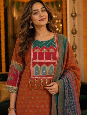women ethnic motifs printed regular  cotton kurta with trousers & with dupatta 2