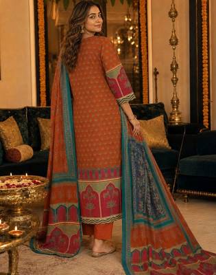 women ethnic motifs printed regular  cotton kurta with trousers & with dupatta 3
