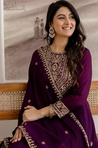women ethnic motifs embroidered regular  silk kurta with trousers & with dupatta
