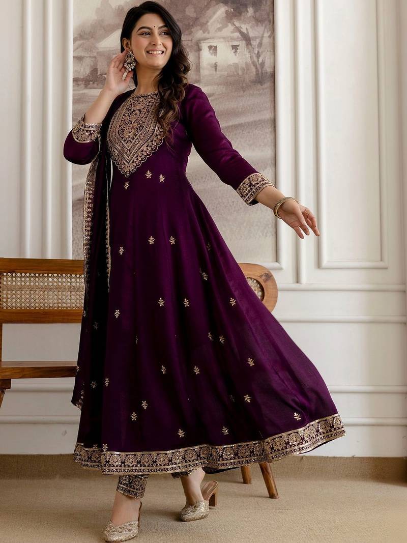 women ethnic motifs embroidered regular  silk kurta with trousers & with dupatta