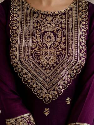 women ethnic motifs embroidered regular  silk kurta with trousers & with dupatta 6