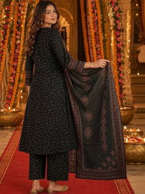 women ethnic motifs printed regular  cotton kurta with trousers & with dupatta 2