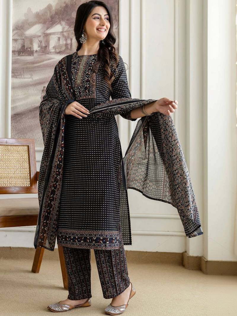 women ethnic motifs printed regular sequinned  cotton kurta with trousers & with dupatta