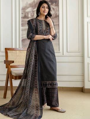 women ethnic motifs printed regular sequinned  cotton kurta with trousers & with dupatta 4