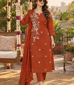 women floral embroidered regular thread work  cotton kurta with trousers & with dupatta