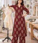 women ethnic motifs printed regular  cotton kurta with palazzos