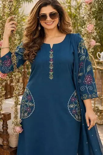 women ethnic motifs embroidered regular thread work  cotton kurta with trousers & with