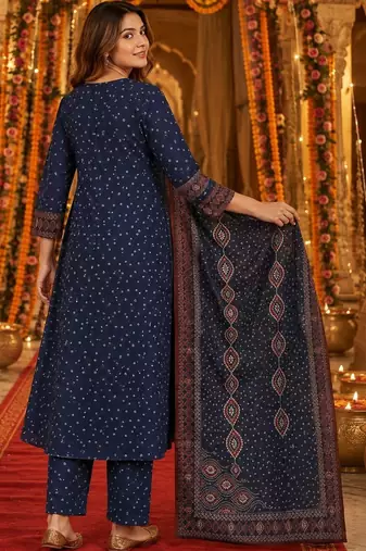 women ethnic motifs printed regular  cotton kurta with palazzos & with dupatta
