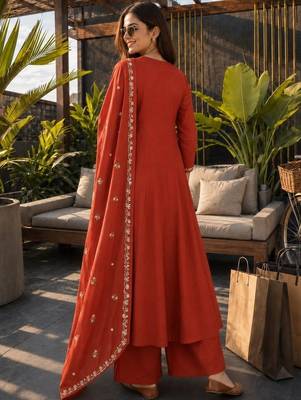 women floral embroidered thread work cotton kurta with palazzos & dupatta 2
