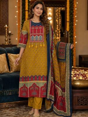 women ethnic motifs printed regular  cotton kurta with trousers & with dupatta 1