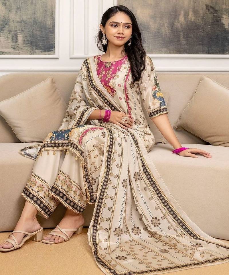 women ethnic motifs printed regular kurta with trousers & with dupatta