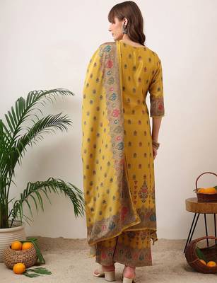 women ethnic motifs printed regular mirror work kurta with palazzos & with dupatta 2