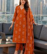 women ethnic  cotton kurta with trousers & with dupatta