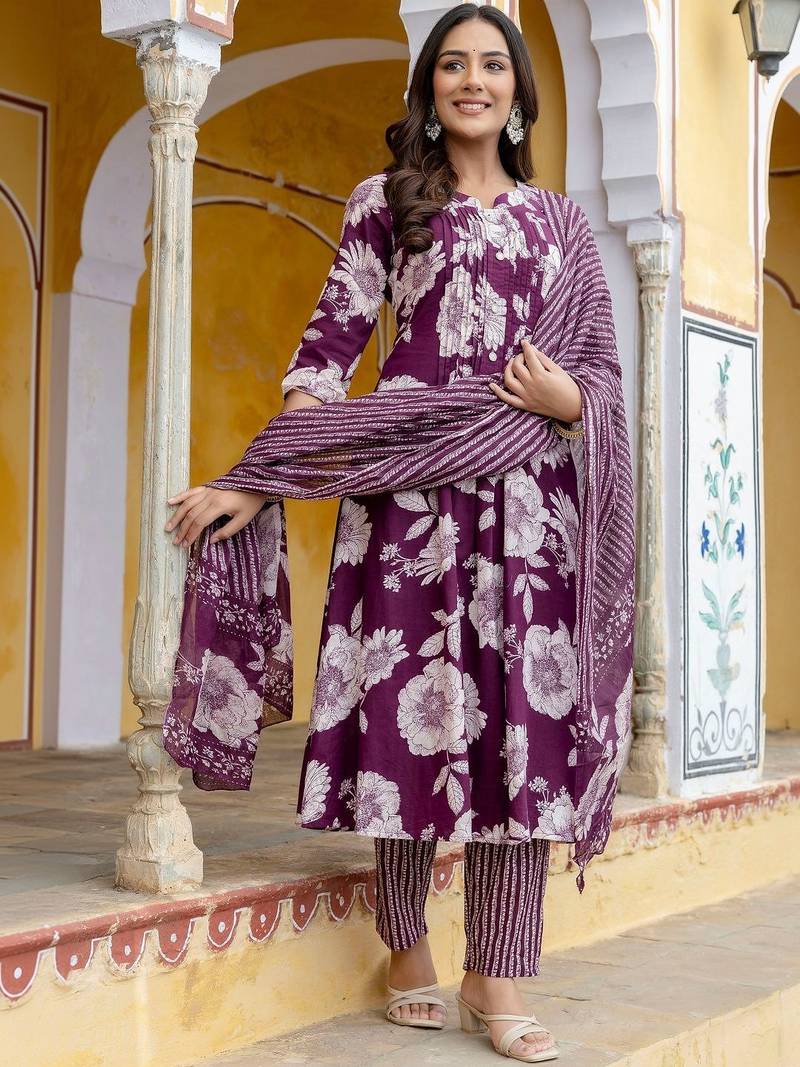 women floral printed pleated  cotton kurta with trousers & with dupatta