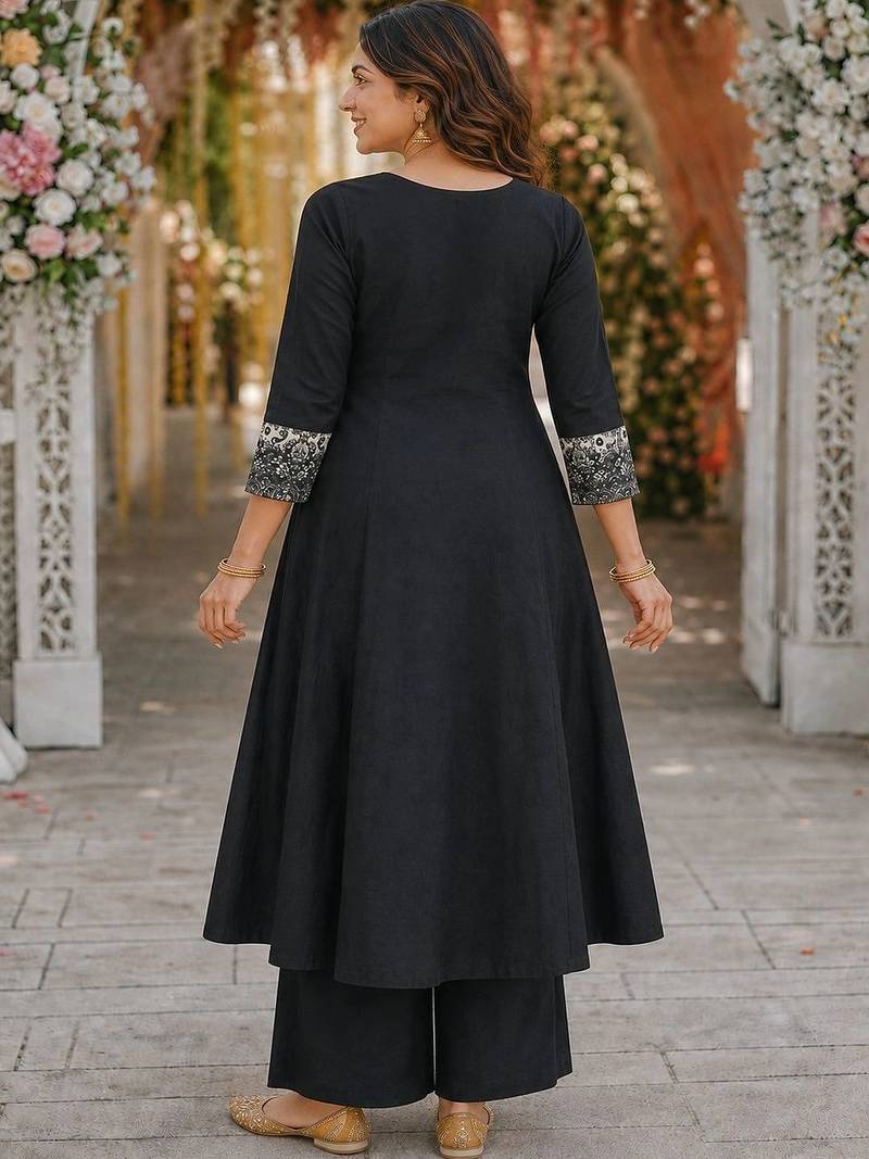women ethnic motifs work chanderi silk kurta with trousers & with dupatta