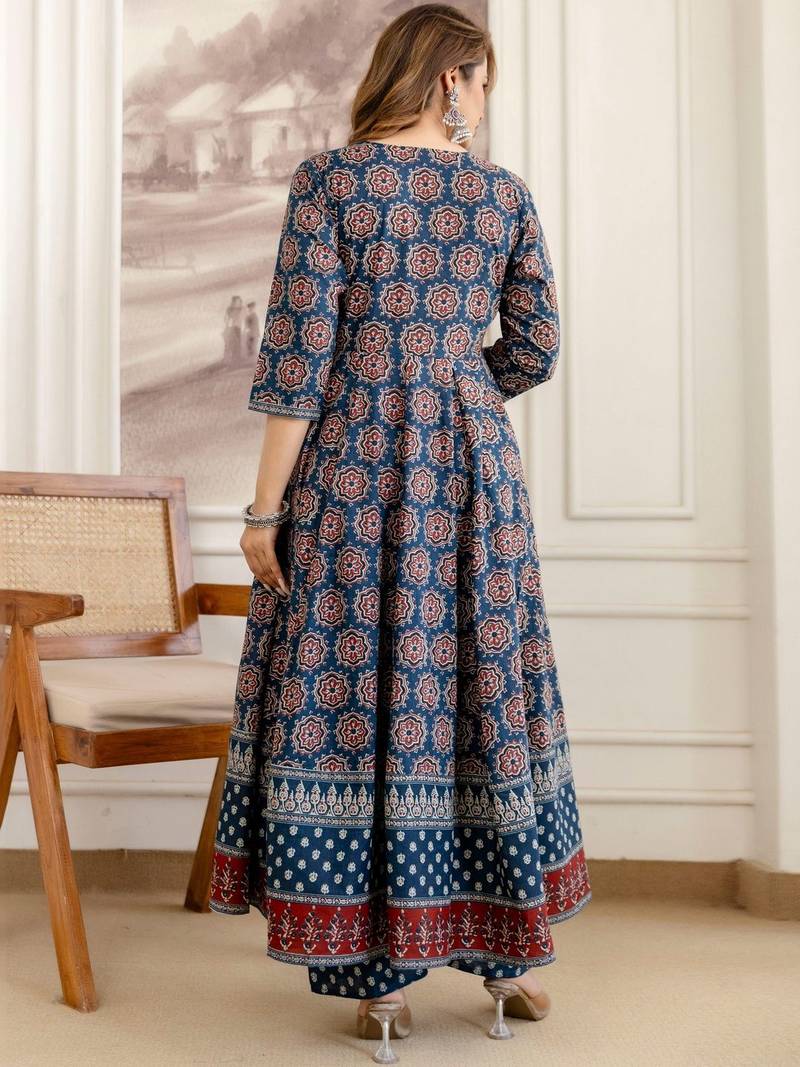 women ethnic motifs printed empire sequinned  cotton kurta with trousers & with dupatta