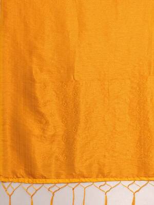 Yellow woven design zari silk blend kanjeevaram saree 5